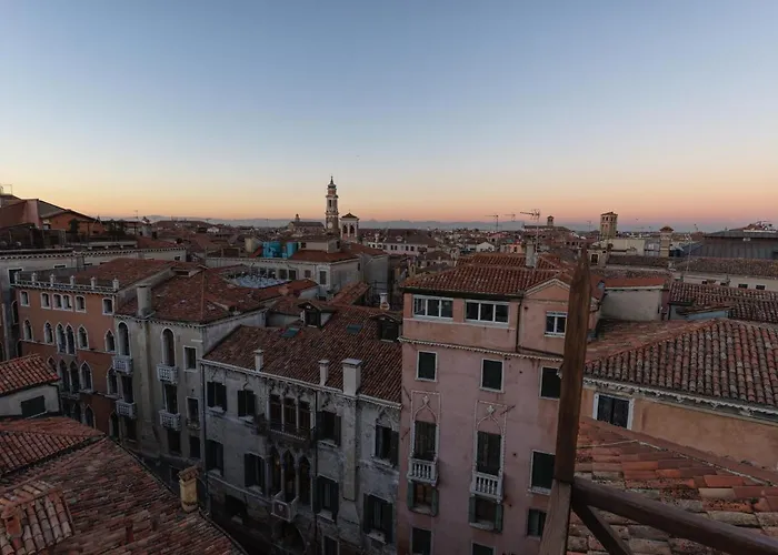 Lalux Venecia