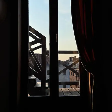 Lalux * Venezia